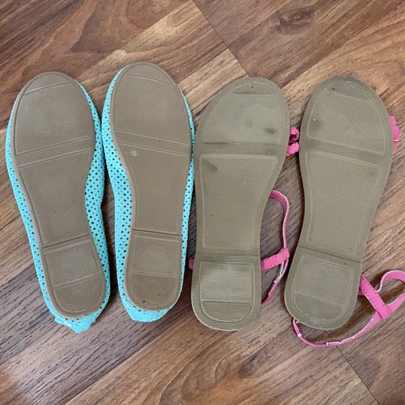 Old Navy Flats & Sandals Bundle - Picture 4 of 4